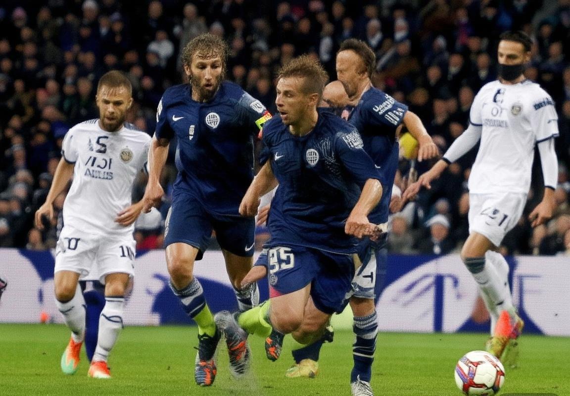 欧冠焦点战：巴黎2-1逆转拜仁，姆巴佩双响金彭贝制胜(图4)